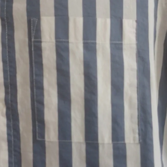 H&M Navy and White Striped Casual Shirt - Picture 4 of 6